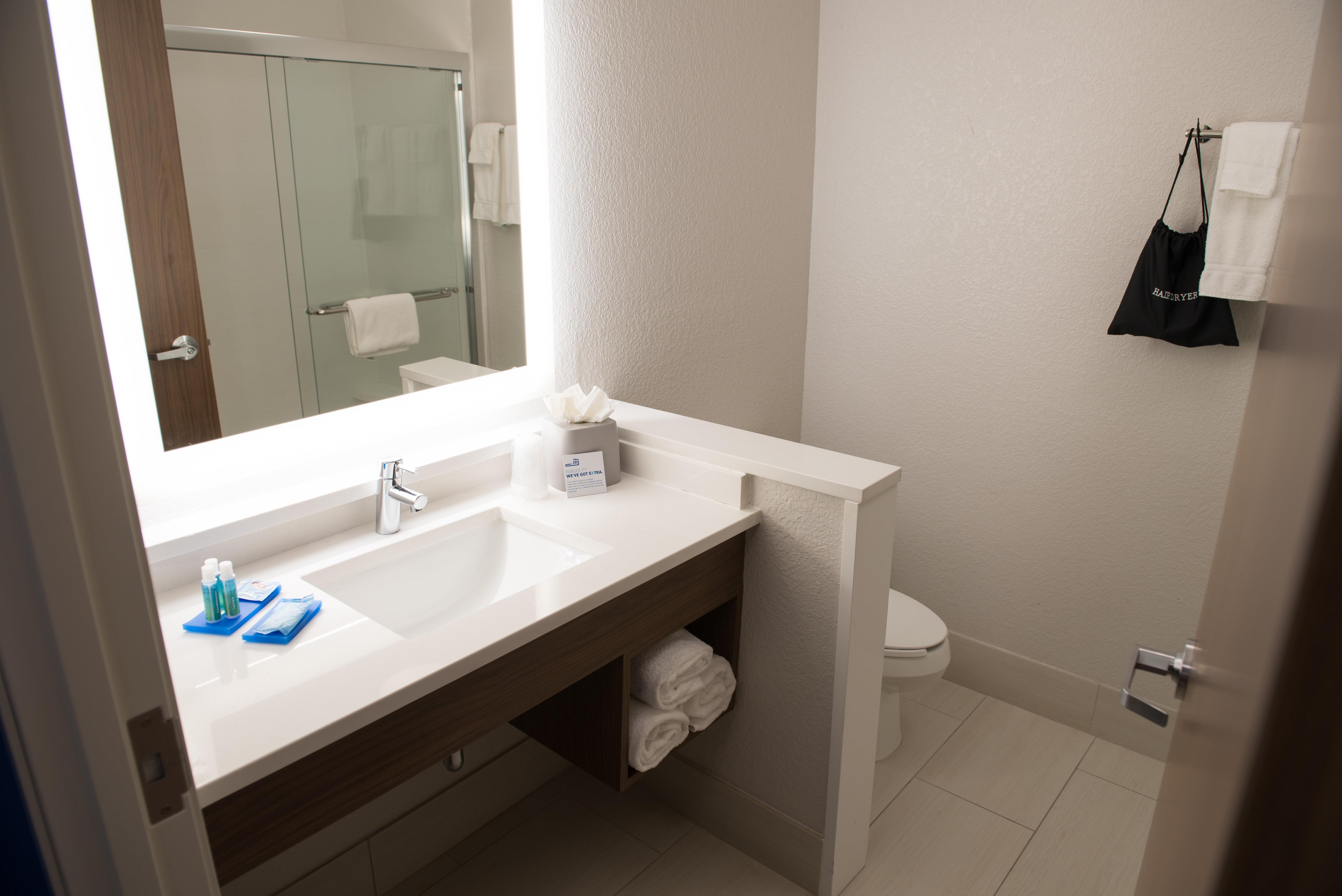 Holiday Inn Express & Suites - Fort Wayne North By Ihg Sunnybrook Acres Exteriör bild